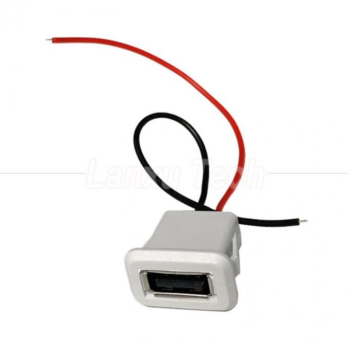 Waterdicht USB-type A Vrouwelijke stopcontact 2 pin draadkabel voor LED-lamp speelgoed 7