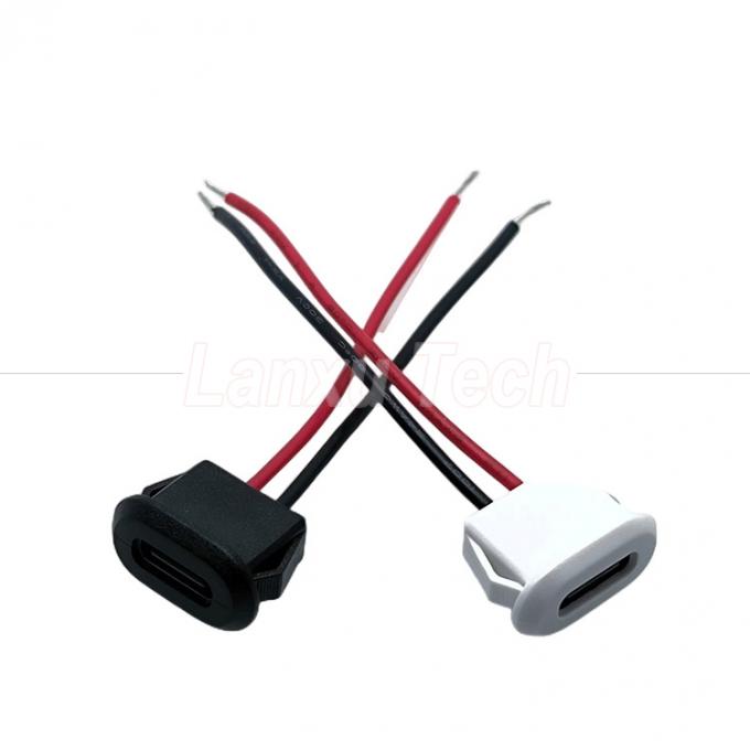 Waterdichte USB-kabel van type C 2 pin vrouwelijke stopcontactdraad voor voertuigen met lampen 1