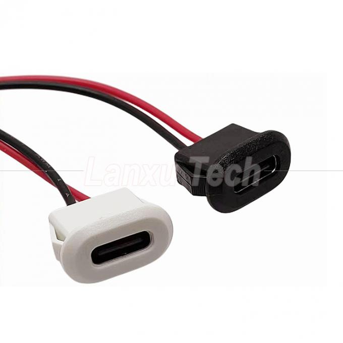 Waterdichte USB-kabel van type C 2 pin vrouwelijke stopcontactdraad voor voertuigen met lampen 3