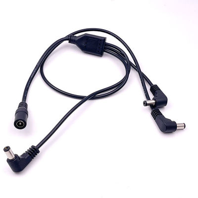 1 Vrouwelijke naar 3 hoekige mannelijke wegen DC Splitter Power Extension Cable voor CCTV Security Camera